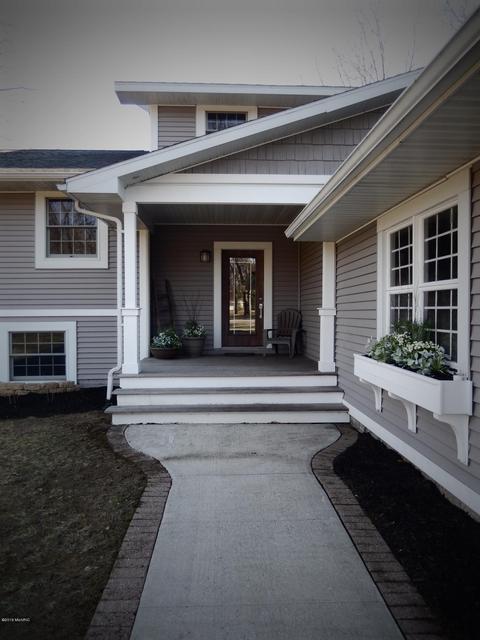 2268 E 95th St, Newaygo, MI 49337 photo 2