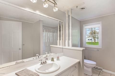 1189 E Tuttle Rd, Ionia, MI 48846 photo 25