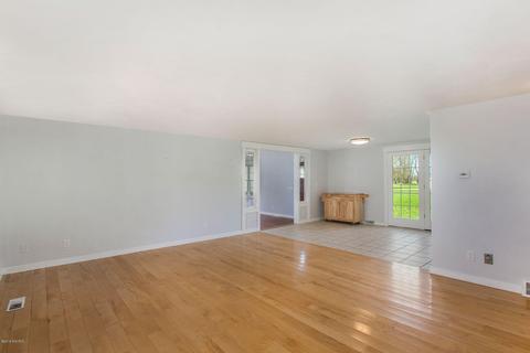 1189 E Tuttle Rd, Ionia, MI 48846 photo 15