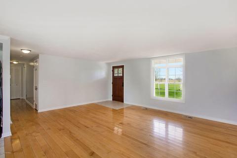1189 E Tuttle Rd, Ionia, MI 48846 photo 16