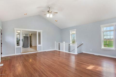 1189 E Tuttle Rd, Ionia, MI 48846 photo 13