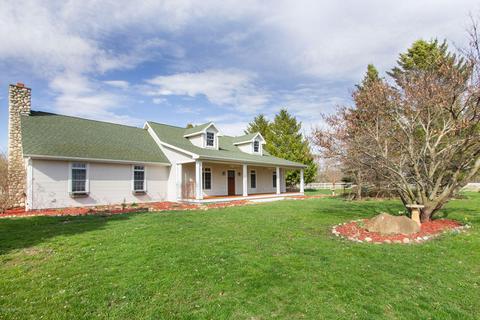 1189 E Tuttle Rd, Ionia, MI 48846 photo 1