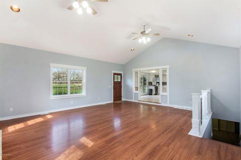 1189 E Tuttle Rd, Ionia, MI 48846 photo 12