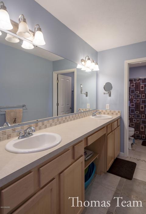 4017 Patti Rd, Dorr, MI 49323 photo 24