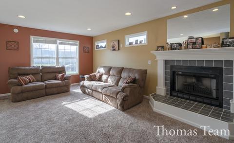 4017 Patti Rd, Dorr, MI 49323 photo 2
