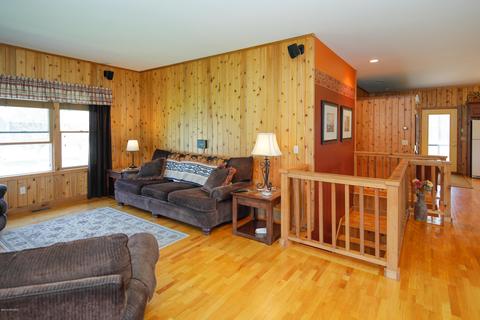 800 W A B Ave, Plainwell, MI 49080 photo 7