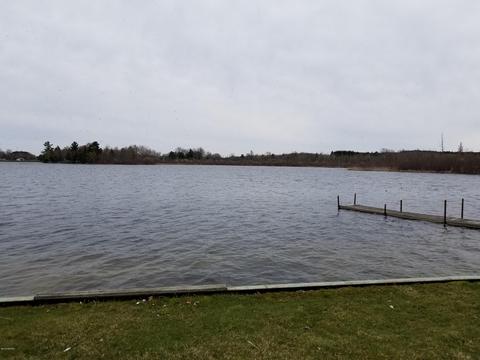 5396 Timber Bend Rd, Sears, MI 49679 photo 3