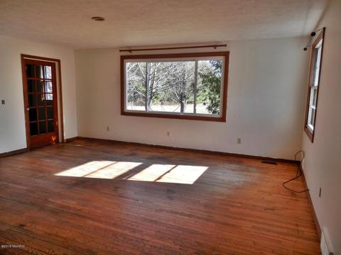 11626 Tannerville Rd, Kaleva, MI 49645 photo 18