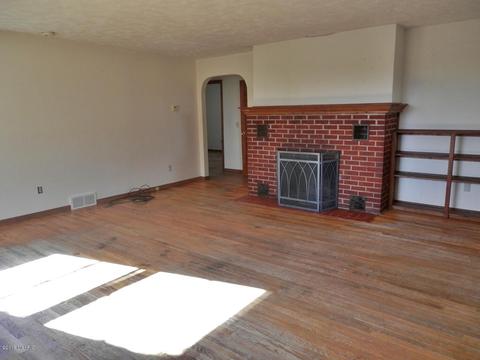 11626 Tannerville Rd, Kaleva, MI 49645 photo 17
