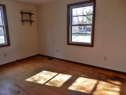 11626 Tannerville Rd, Kaleva, MI 49645 photo 16