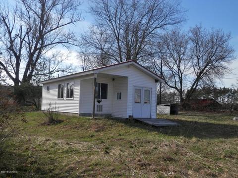 11626 Tannerville Rd, Kaleva, MI 49645 photo 9