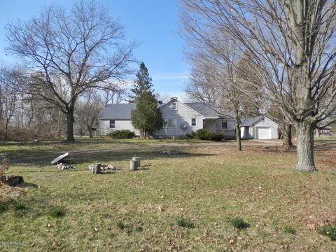 11626 Tannerville Rd, Kaleva, MI 49645 photo 1