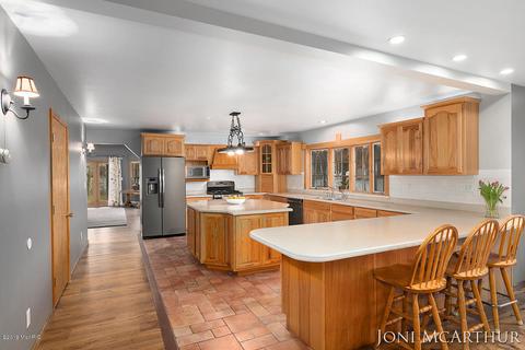 358 Potter Pl, Stanton, MI 48888 photo 13