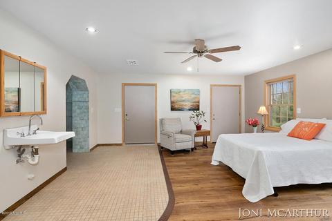 358 Potter Pl, Stanton, MI 48888 photo 16