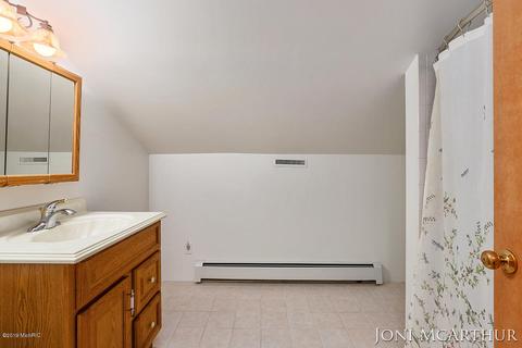 358 Potter Pl, Stanton, MI 48888 photo 24