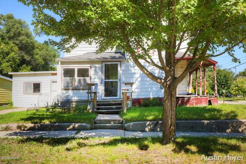 403 N Bridge St, Belding, MI 48809 photo 1