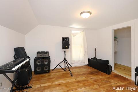 403 N Bridge St, Belding, MI 48809 photo 13