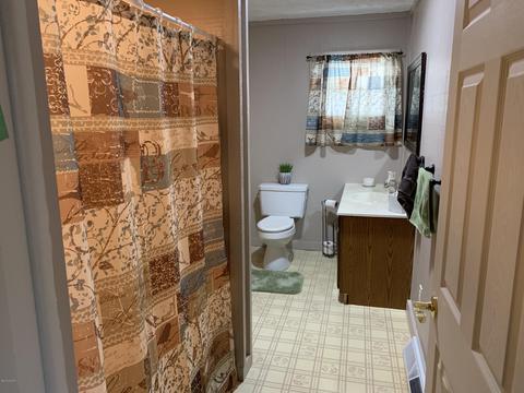 646 E Clay St, Schoolcraft, MI 49087 photo 11