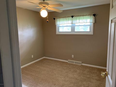 646 E Clay St, Schoolcraft, MI 49087 photo 12