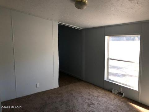 3541 E 82nd St, Newaygo, MI 49337 photo 15