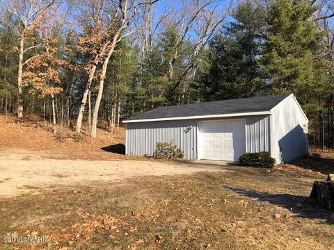3541 E 82nd St, Newaygo, MI 49337 photo 5