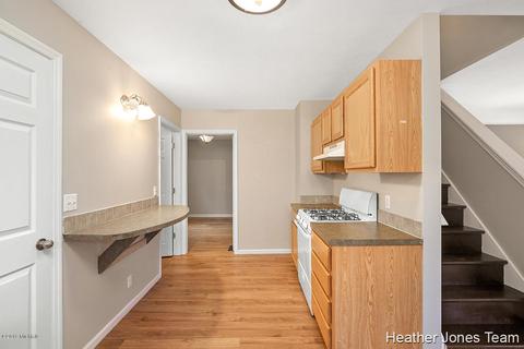 710 S Front St, Belding, MI 48809 photo 7