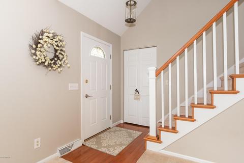 262 Golfview Dr, Plainwell, MI 49080 photo 3