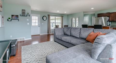 9176 Meadows Pointe Dr, Allendale, MI 49401 photo 13