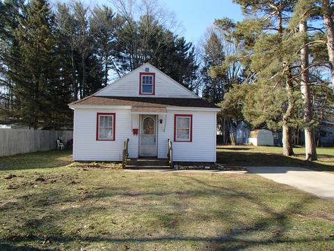 315 Elliott St, Whitehall, MI 49461 photo 1