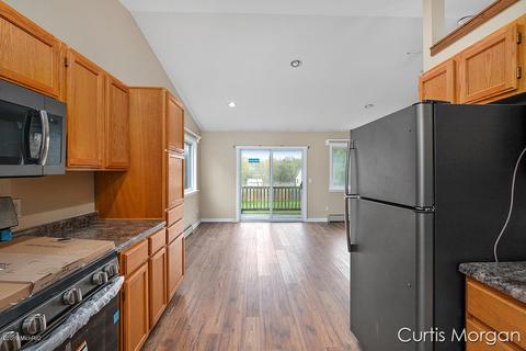 1030 E Main St, Lowell, MI 49331 photo 6
