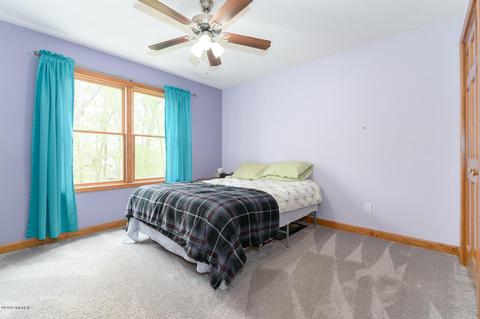 142 Hickory Hls, Marshall, MI 49068 photo 23