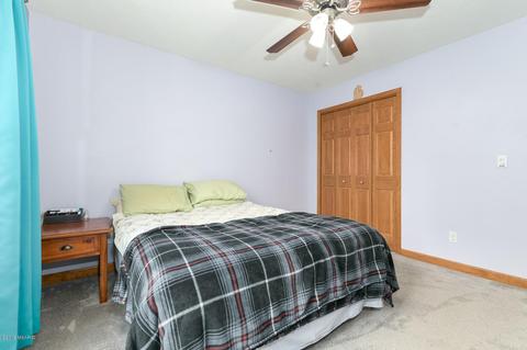 142 Hickory Hls, Marshall, MI 49068 photo 25