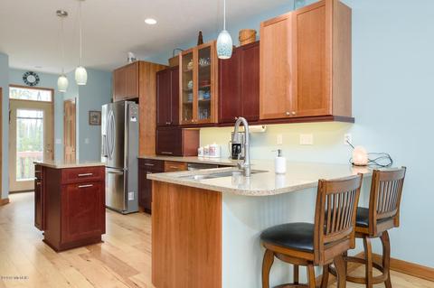 142 Hickory Hls, Marshall, MI 49068 photo 11
