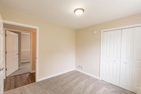 1107 Blaine Ave, Belding, MI 48809 photo 25