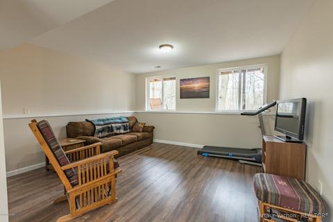 1107 Blaine Ave, Belding, MI 48809 photo 20