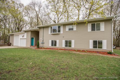 1107 Blaine Ave, Belding, MI 48809 photo 1