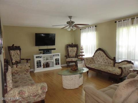 157 E Colon Rd, Coldwater, MI 49036 photo 10