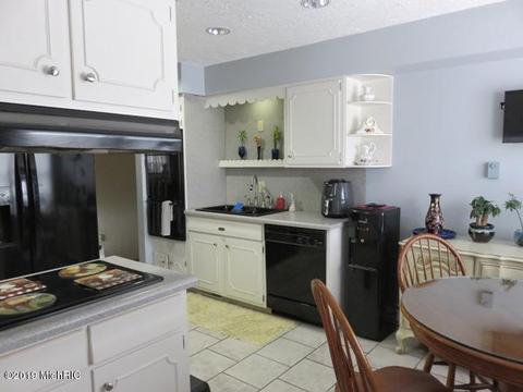 157 E Colon Rd, Coldwater, MI 49036 photo 5