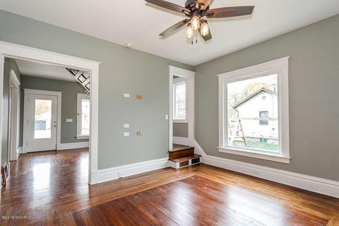 324 E Hanover St, Marshall, MI 49068 photo 14