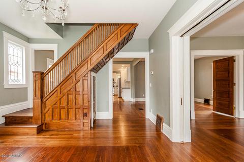 324 E Hanover St, Marshall, MI 49068 photo 22