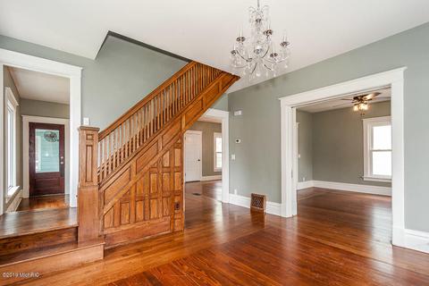 324 E Hanover St, Marshall, MI 49068 photo 20