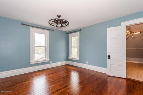 324 E Hanover St, Marshall, MI 49068 photo 27