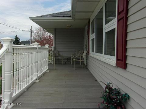 545 First St, Manistee, MI 49660 photo 25