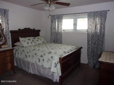 545 First St, Manistee, MI 49660 photo 13