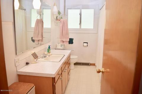 454 E Preuss Rd, Manistee, MI 49660 photo 16