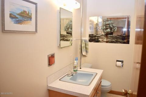 454 E Preuss Rd, Manistee, MI 49660 photo 17