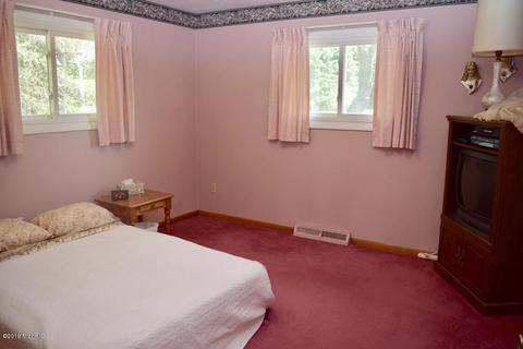 454 E Preuss Rd, Manistee, MI 49660 photo 11