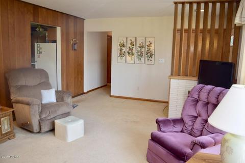 454 E Preuss Rd, Manistee, MI 49660 photo 5