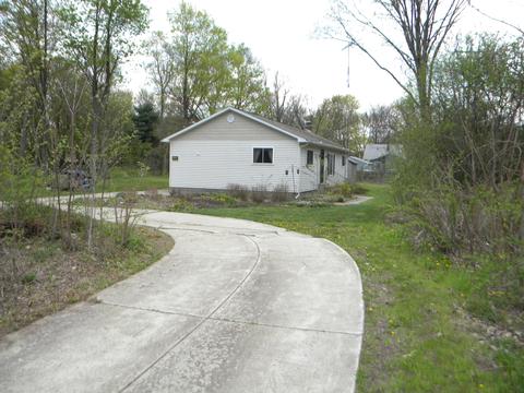 435 Mcconnell Dr, Jackson, MI 49201 photo 3