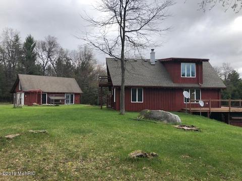 4793 E 40th St, Chase, MI 49623 photo 5